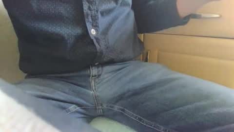 bernie6004 online show from April 2026 09:03:02 AM