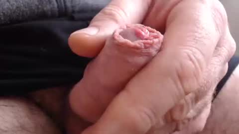 eagle1976 online show from February 2025 07:38:02 AM