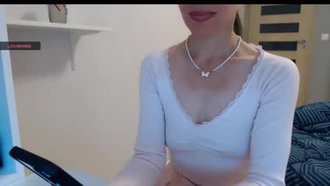 berry2024 online show from October 2025 06:11:02 AM