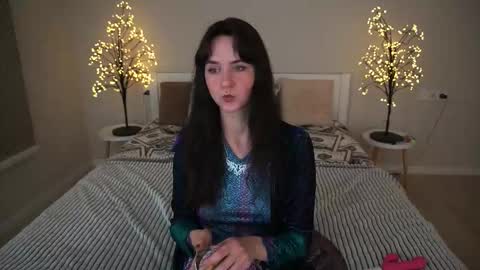 Violette online show from September 2025 08:31:02 PM