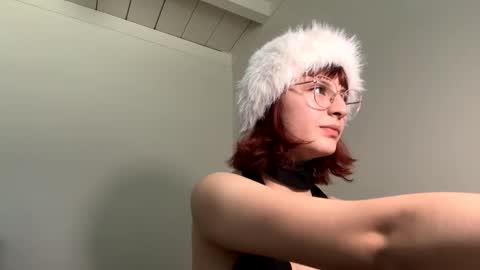 berserker_avi online show from November 2025 09:16:02 PM