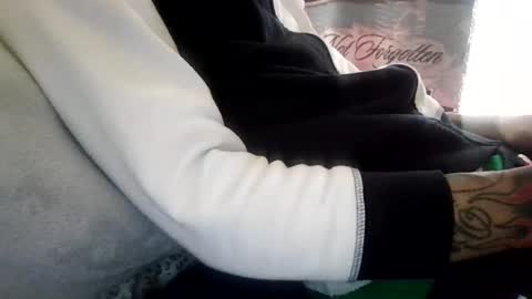 ToxicPipe757 online show from December 2025 03:39:01 PM