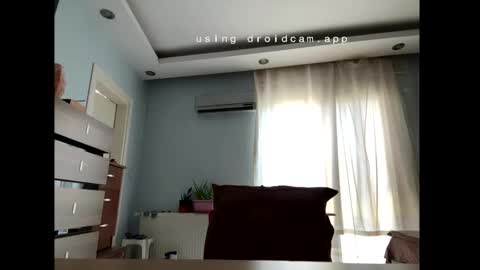 Snapshot of besle_10 chatting on May 2026 11:38:02 AM . online show from May 2026 11:38:02 AM
