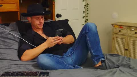 Snapshot of bestcockhere chatting on February 2026 12:26:01 AM twitter zack1fisher online show from February 2026 12:26:01 AM