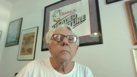 Snapshot of bestshot1951 chatting on February 2025 07:55:01 PM bestshot1951 online show from February 2025 07:55:01 PM