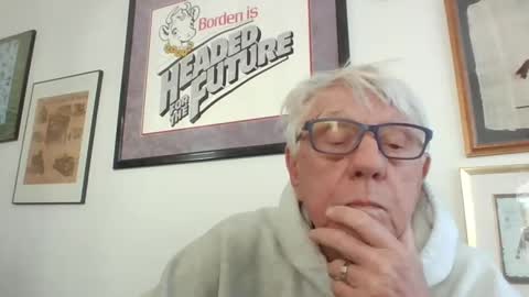 Snapshot of bestshot1951 chatting on November 2025 02:17:01 PM bestshot1951 online show from November 2025 02:17:01 PM