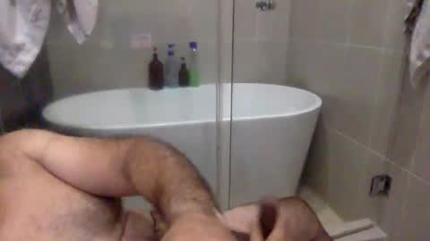 Virtual Gentleman online show from May 2026 10:52:02 AM