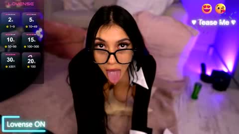 Snapshot of betsygonzale chatting on February 2025 10:49:02 AM Betty online show from February 2025 10:49:02 AM