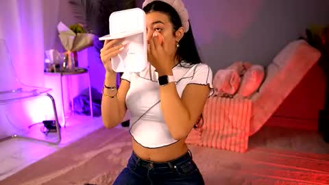 Snapshot of betsygonzale chatting on September 2025 04:05:01 AM Betty online show from September 2025 04:05:01 AM