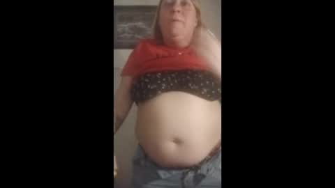 Snapshot of betsygore78 chatting on February 2026 05:36:02 AM betsygore78 online show from February 2026 05:36:02 AM