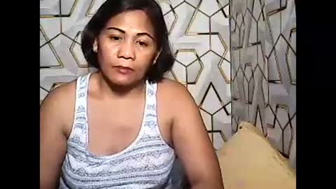 betty_83 online show from February 2026 12:25:01 PM