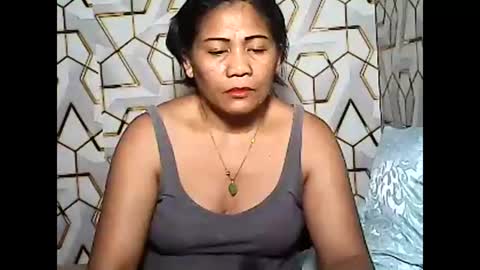 betty_83 online show from April 2026 12:04:01 PM