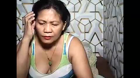 betty_83 online show from May 2026 12:24:01 PM