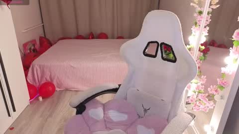 Betty online show from December 2025 01:40:02 PM