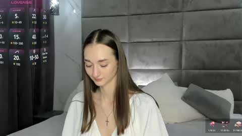 Kelly online show from June 2026 02:03:02 AM