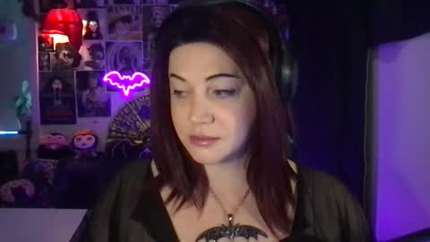 Snapshot of bettybats chatting on April 2026 03:01:01 AM BettyBats online show from April 2026 03:01:01 AM