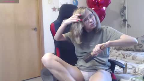 Betty online show from March 2025 05:44:02 AM