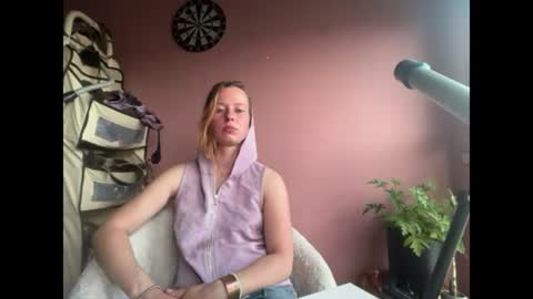 Betty online show from July 2026 06:22:02 PM