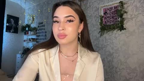Betty online show from May 2026 09:39:01 AM