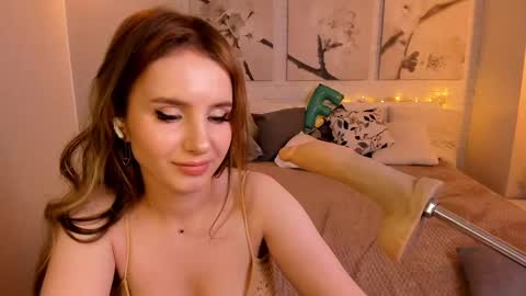 Betty online show from February 2025 04:11:02 AM