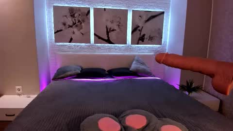 Betty online show from October 2025 08:42:01 PM