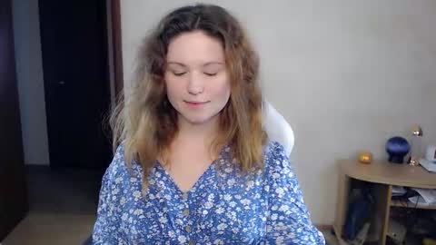 Betty online show from October 2025 09:35:02 PM