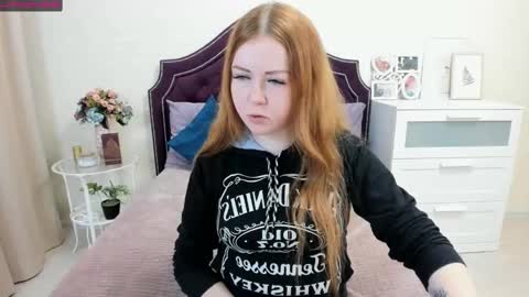 Mila Sweet online show from February 2025 04:29:01 AM