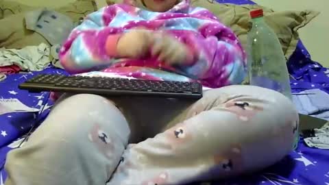 Snapshot of bety25 chatting on January 2025 09:53:01 PM bety25 online show from January 2025 09:53:01 PM