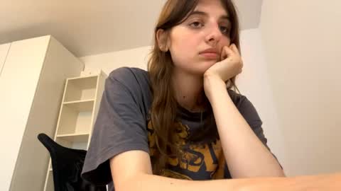 Lina online show from June 2026 05:19:01 PM