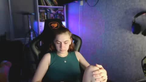 beverly_yay online show from May 2026 08:17:01 PM