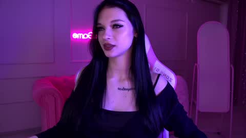 Beverly online show from February 2025 06:28:01 AM