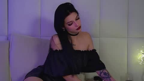 Beverly online show from November 2025 07:27:01 AM