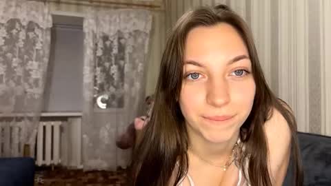 Snapshot of bevvanwoert chatting on March 2026 07:43:02 PM Bella online show from March 2026 07:43:02 PM