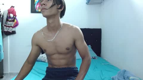 Snapshot of beyonce_21 chatting on January 2025 10:52:02 AM beyonce_21 online show from January 2025 10:52:02 AM