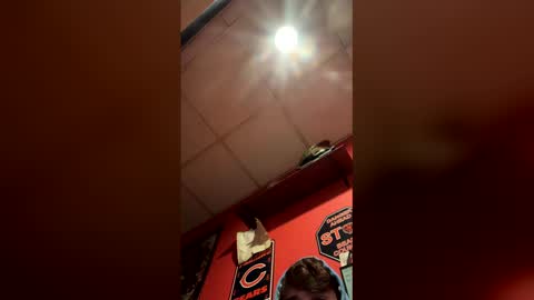 Snapshot of bezerk_bray chatting on May 2026 12:21:02 PM bezerk_bray online show from May 2026 12:21:02 PM