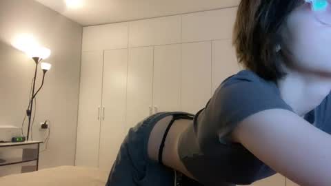 bezvanili online show from March 2025 10:16:02 PM