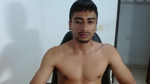 Snapshot of bfernando_05 chatting on October 2025 03:02:02 AM BAYRON online show from October 2025 03:02:02 AM