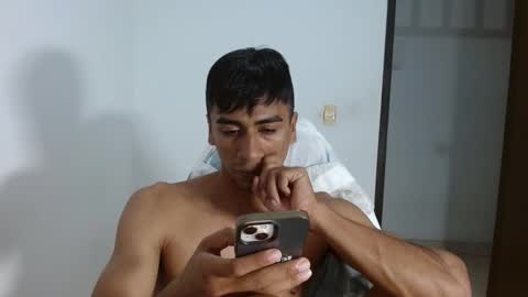 Snapshot of bfernando_05 chatting on February 2026 01:37:02 AM BAYRON online show from February 2026 01:37:02 AM