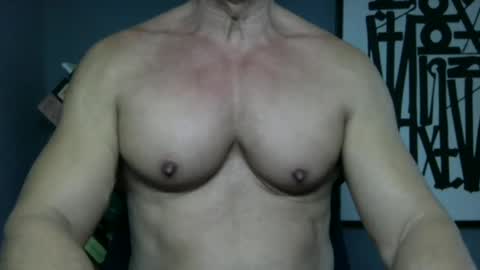 BGDKMUSCLEGUY - SELECTED BY CHATURBATE AS A TOP BROADCASTER FOR 2023 online show from March 2026 04:34:02 PM