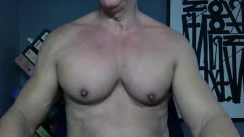 BGDKMUSCLEGUY - SELECTED BY CHATURBATE AS A TOP BROADCASTER FOR 2023 online show from March 2026 05:07:02 PM