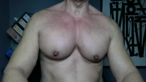 BGDKMUSCLEGUY - SELECTED BY CHATURBATE AS A TOP BROADCASTER FOR 2023 online show from June 2026 04:37:02 AM