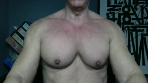 BGDKMUSCLEGUY - SELECTED BY CHATURBATE AS A TOP BROADCASTER FOR 2023 online show from June 2026 05:37:01 PM