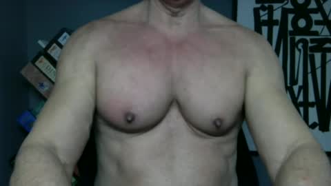 BGDKMUSCLEGUY - SELECTED BY CHATURBATE AS A TOP BROADCASTER FOR 2023 online show from June 2026 06:42:01 PM