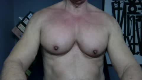 BGDKMUSCLEGUY - SELECTED BY CHATURBATE AS A TOP BROADCASTER FOR 2023 online show from June 2026 06:35:02 PM