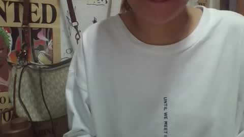 Snapshot of bheatrixx chatting on March 2026 04:44:02 PM bheatrixx online show from March 2026 04:44:02 PM