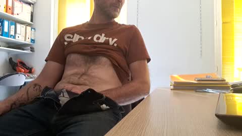My name is David and if you like public exhibitions you wont be disappointed with me LoL - My favorite vibes is 44  online show from May 2026 04:15:02 PM