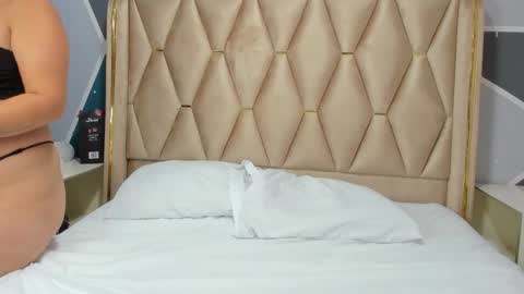 Snapshot of bianca_and_alex69 chatting on January 2026 12:21:01 PM BIANCA Y ALEX online show from January 2026 12:21:01 PM