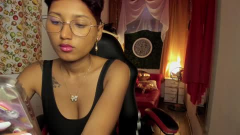 bianca and maxwell online show from December 2024 01:07:01 AM