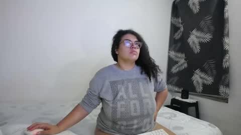 Bianca Tuesday to Sunday from 2am to 6am UTC-5 online show from April 2026 09:14:01 AM