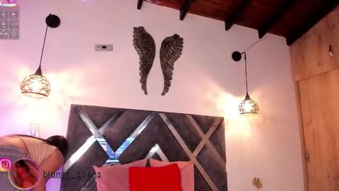 Snapshot of bianca_zaens1 chatting on November 2025 10:40:02 AM B I A N C A online show from November 2025 10:40:02 AM